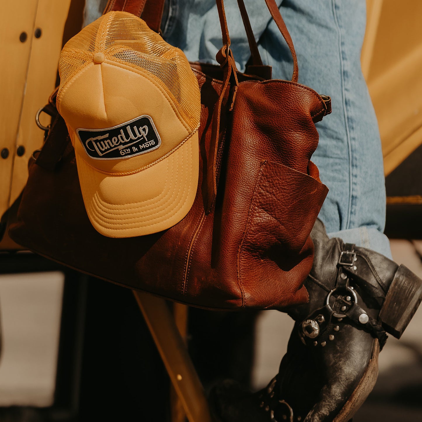 DETOUR TRUCKER HAT